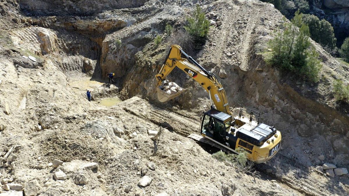 ASKİ ekiplerini çalışmalarını aralıksız sürdürüyor