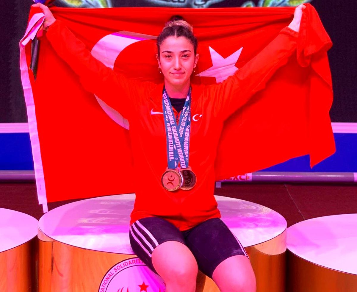 Berfin, Moskova\'da altın madalya için mücadele edecek