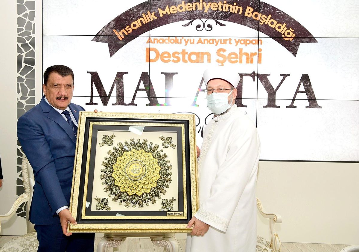 Diyanet İşleri Başkanı Erbaş\'tan Başkan Gürkan\'a ziyaret
