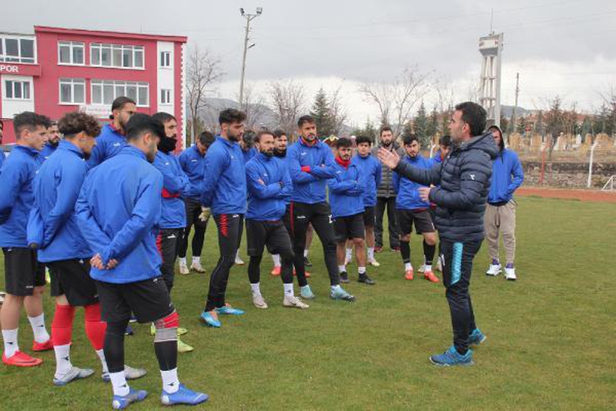 Nevşehir Belediyespor\'da Artvin Hopaspor maçı hazırlıkları sürüyor