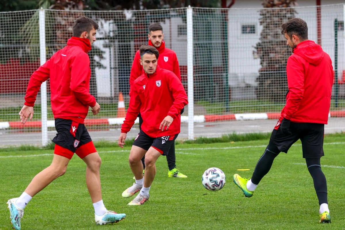 Samsunspor Tuzlaspor\'a misafir oluyor