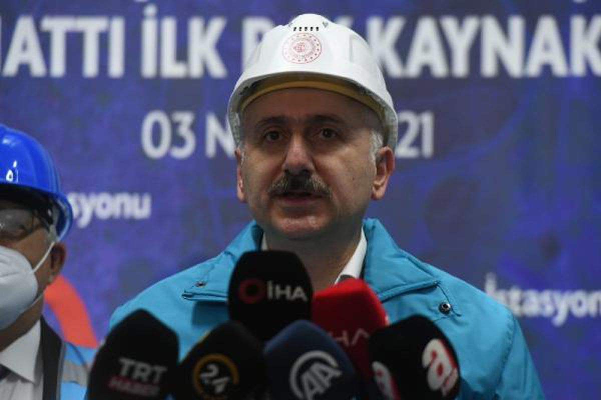 Bakan Karaismailoğlu : Bir yıl olmadan çalışmalarda neredeyse yüzde 50\'lere ulaştık