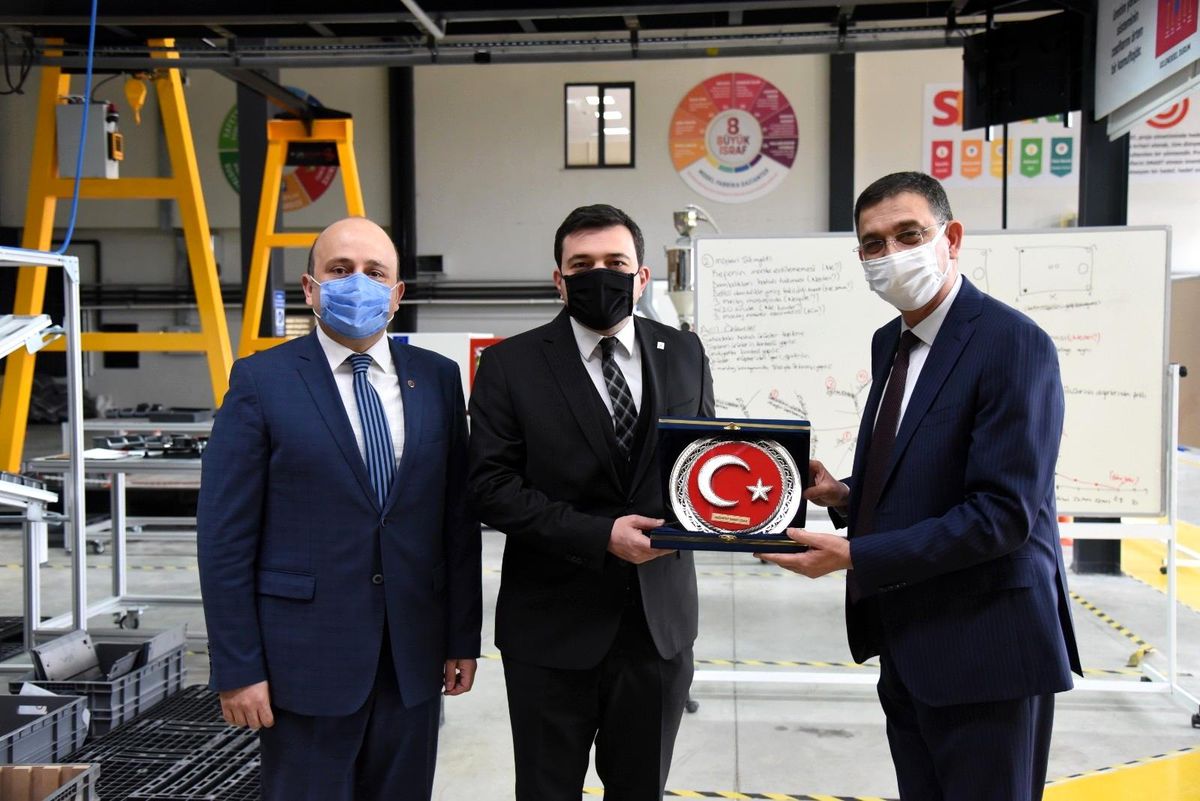 GAGİAD\'dan Model Fabrika\'ya ziyaret