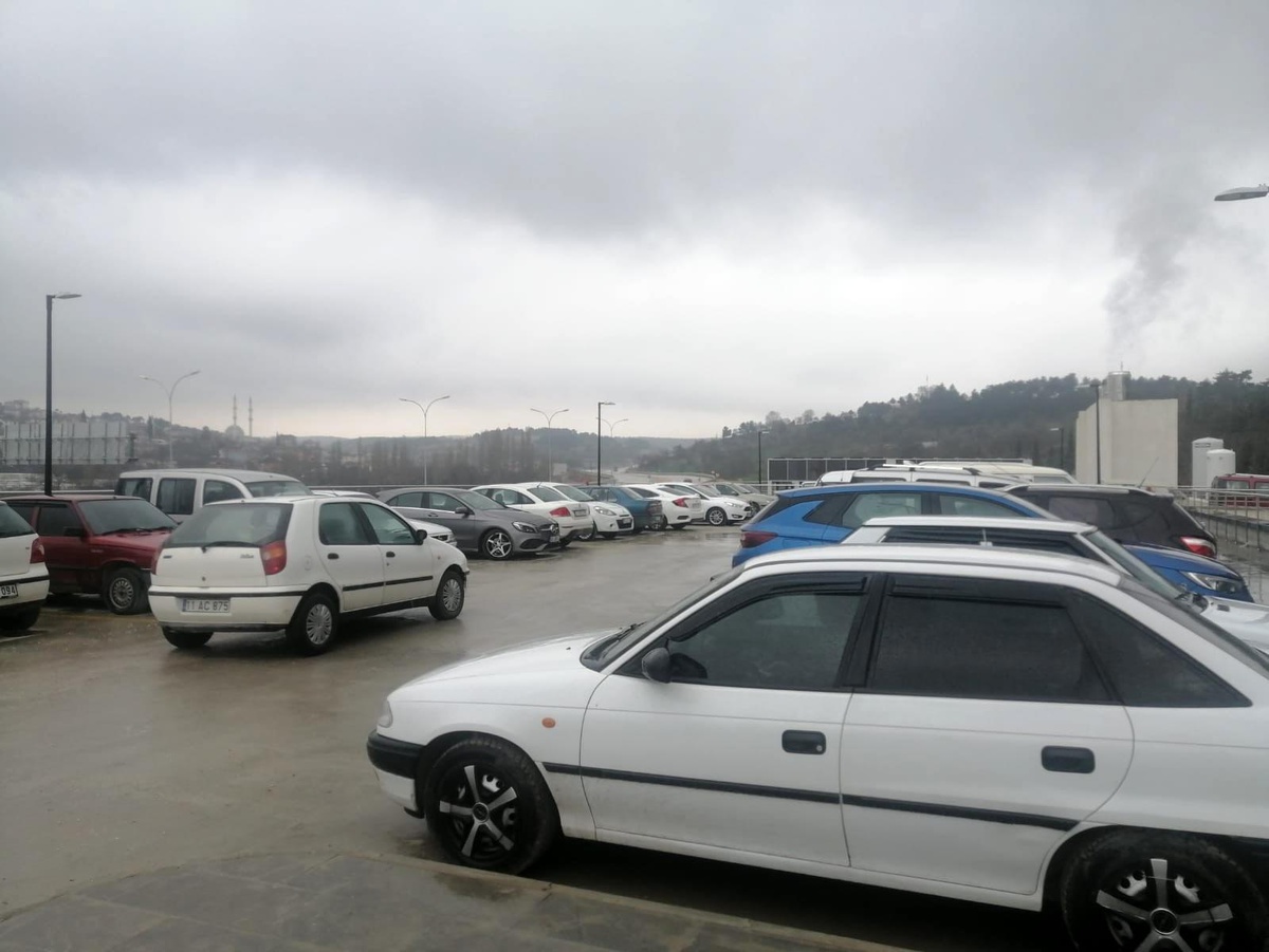 Hastane otoparkına 120 araçlık ek yer yapılacak