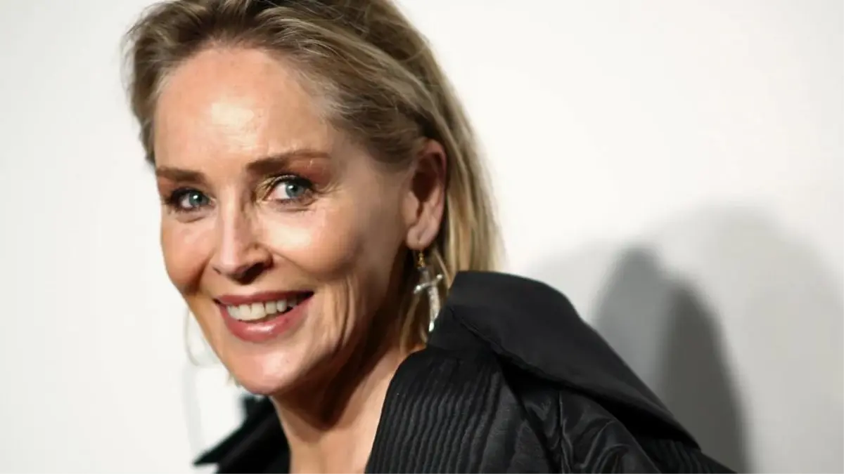 İki Kez Yaşamanın Güzelliği: Sharon Stone\'un yeni kitabında anlattığı 5 önemli anısı