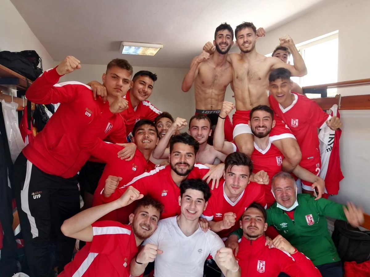 İlk derbi Balıkesirspor\'un