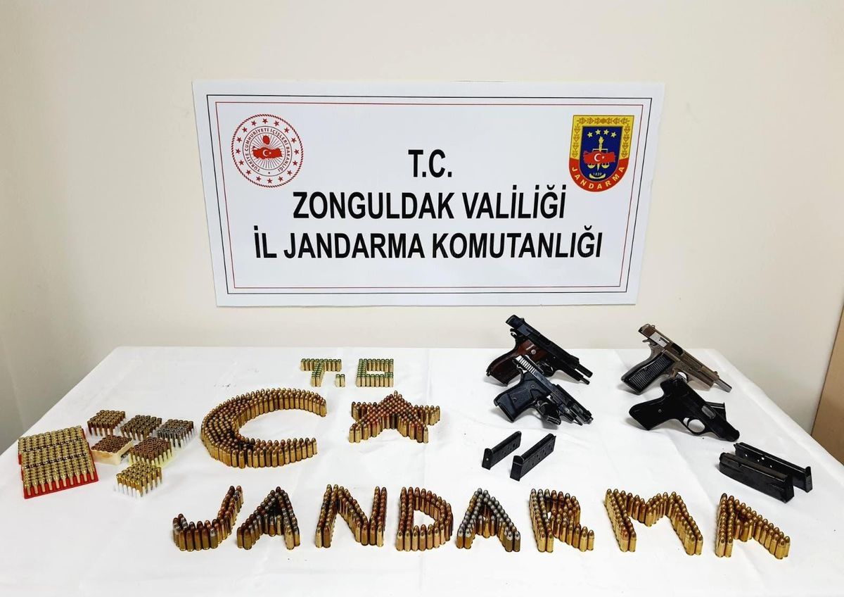 Ereğli\'de bir evde silah ve mermi ele geçirildi