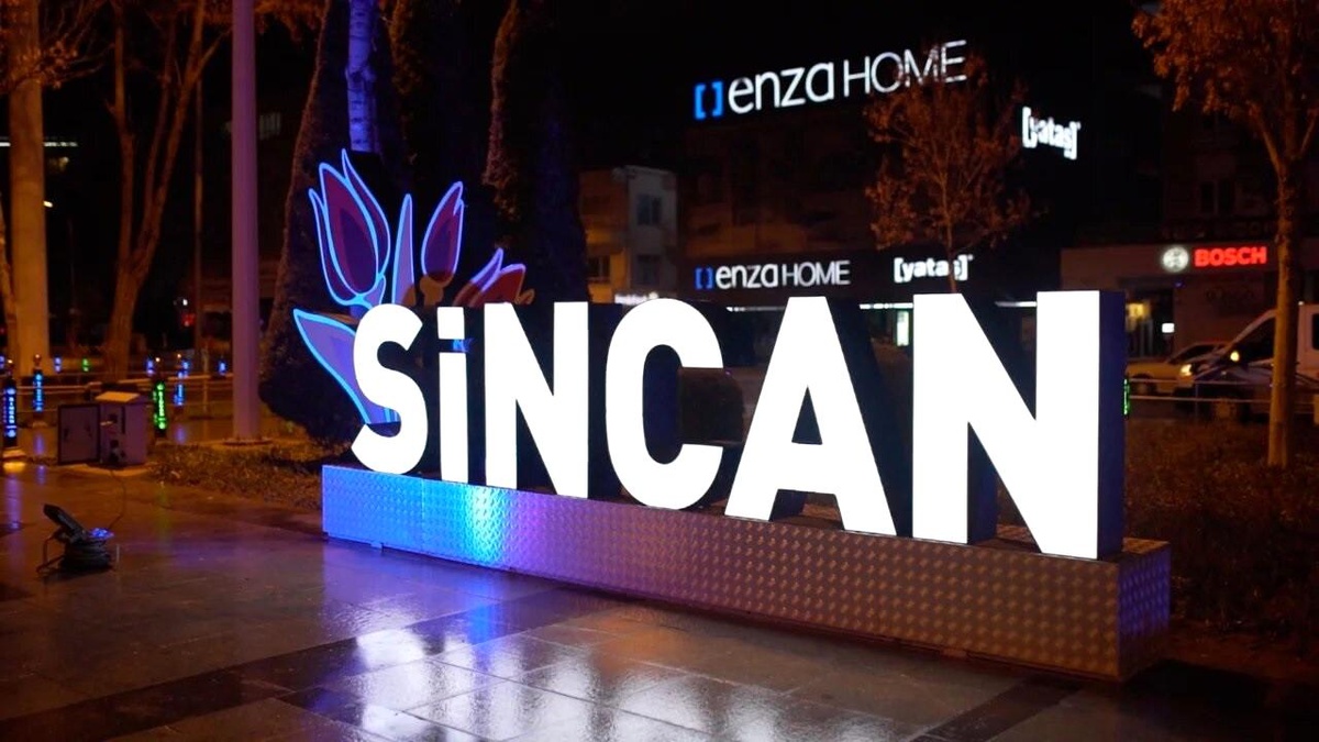 Sincan Belediyesi \'Otizme Mavi Işık Yak\'tı