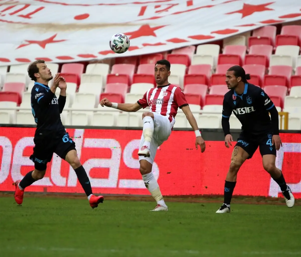 Süper Lig: DG Sivasspor: 0 - Trabzonspor: 0 (Maç sonucu)