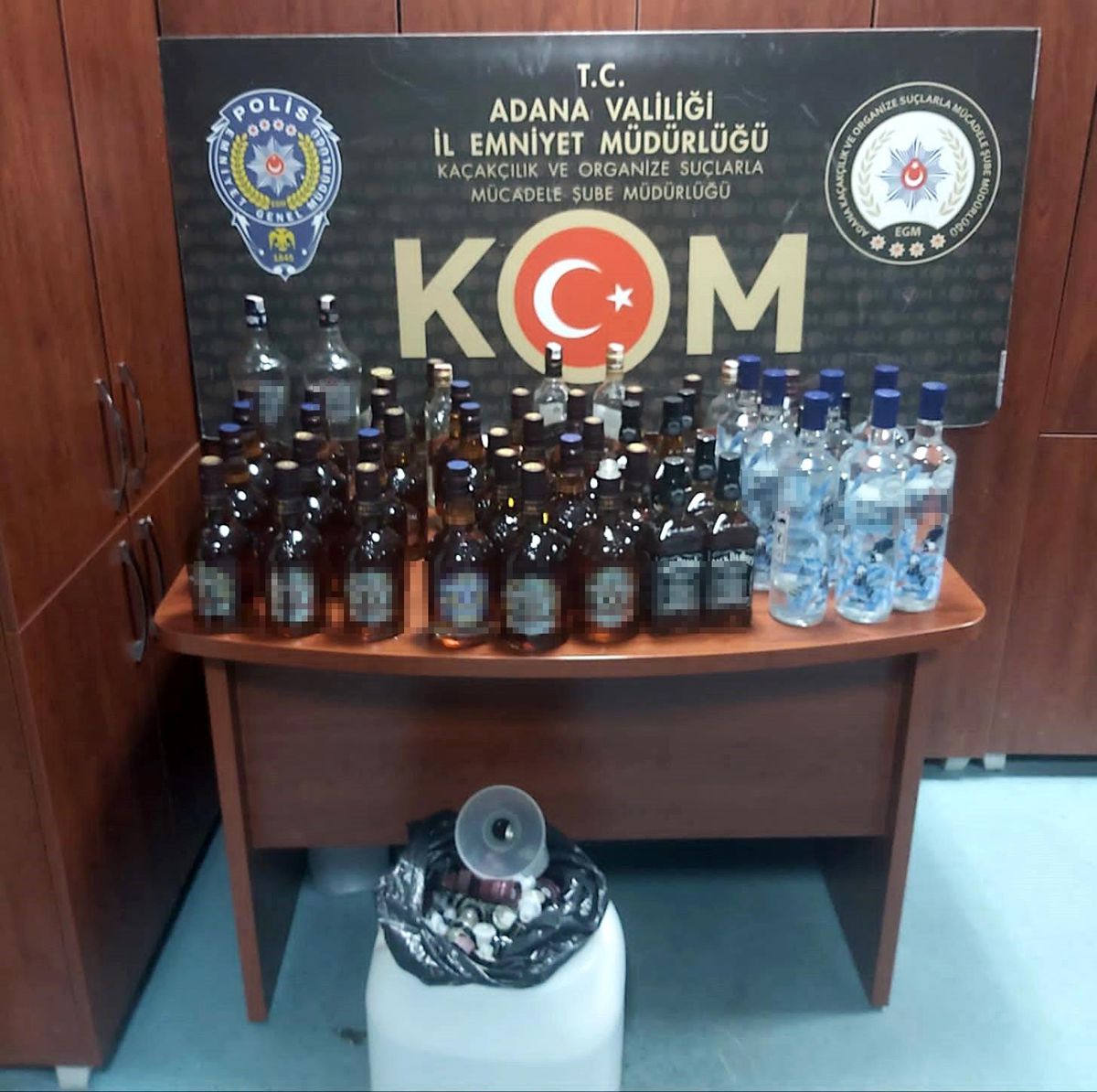 Son dakika haberi: Adana\'da kaçakçılık operasyonu: 10 gözaltı