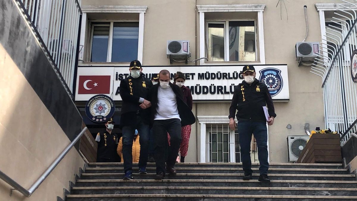Bakırköy\'de bir siteden 100 bin TL ziynet eşya çalan şahıslar yakalandı