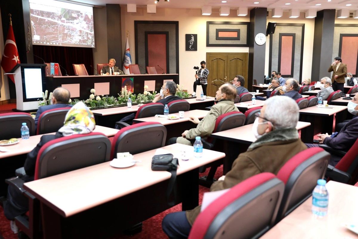Palancıoğlu, sürücü kursu sahipleriyle bir araya geldi