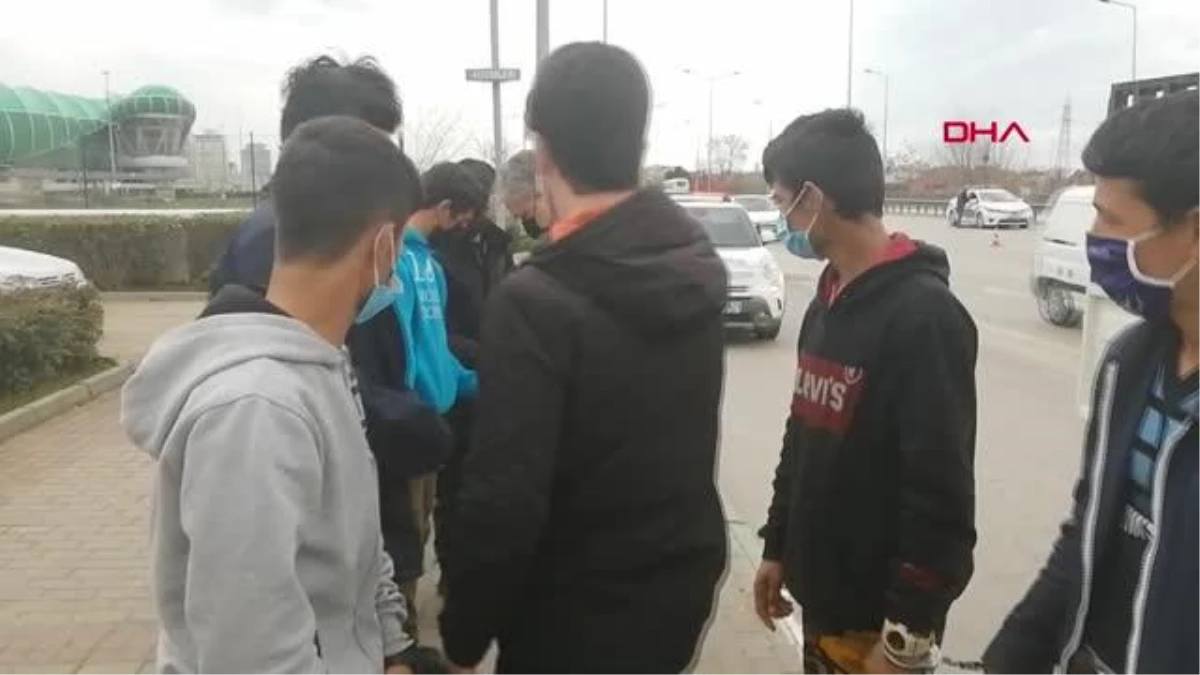 Son dakika haberleri! Bursa\'da, yurda kaçak yollarla girdiği tespit edilen 8 göçmen yakalandı
