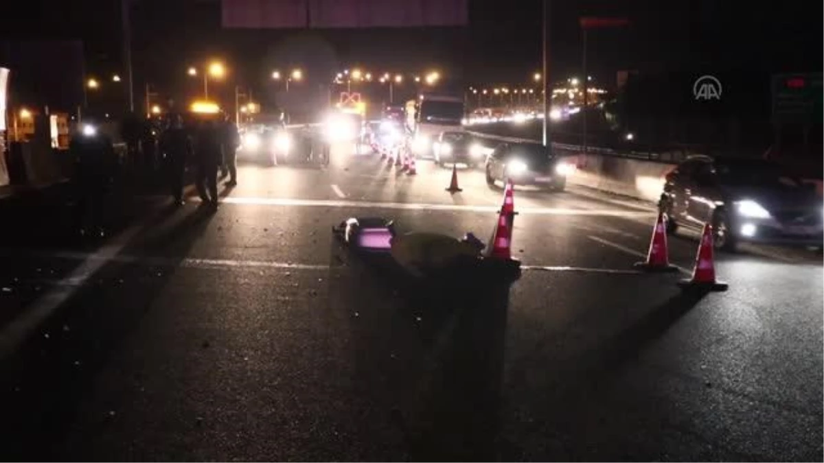 Otomobil beton bariyere çarptı: 1 ölü, 1 yaralı
