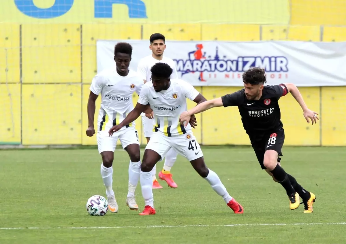 TFF 1. Lig: Menemenspor: 1 Ümraniyespor: 1