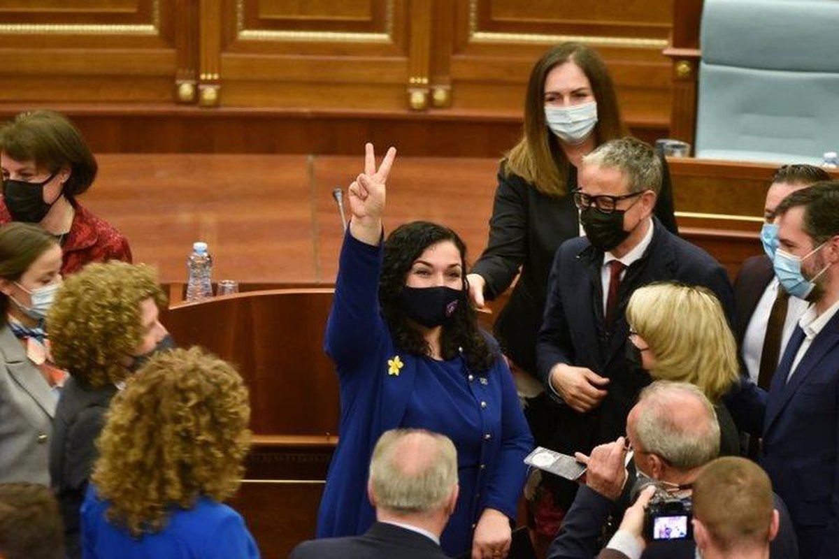 Vyosa Osmani: Kosova\'nın 38 yaşındaki yeni cumhurbaşkanı