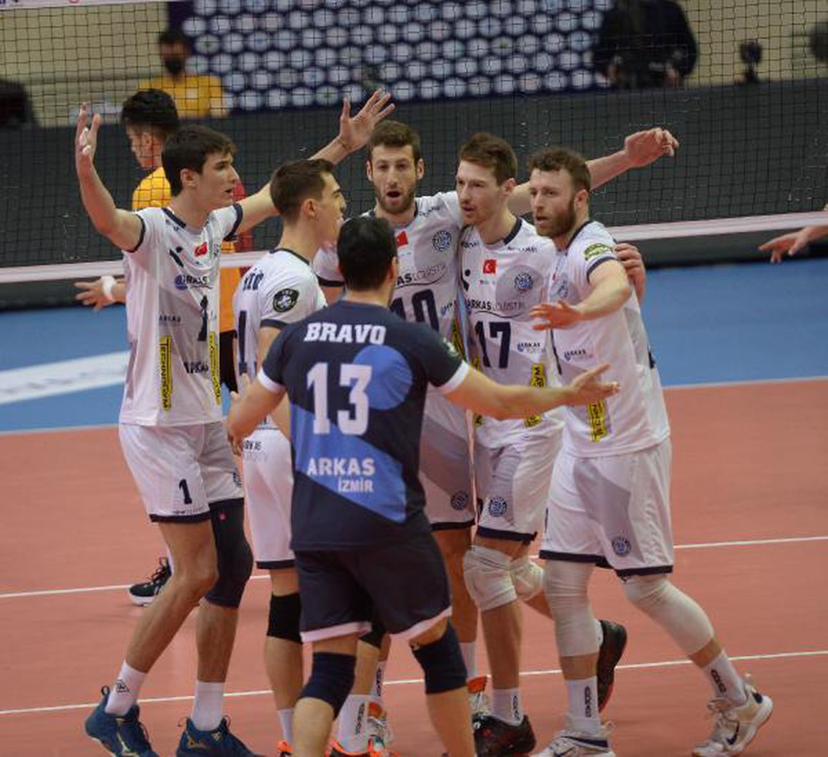 Arkasspor final için sahada