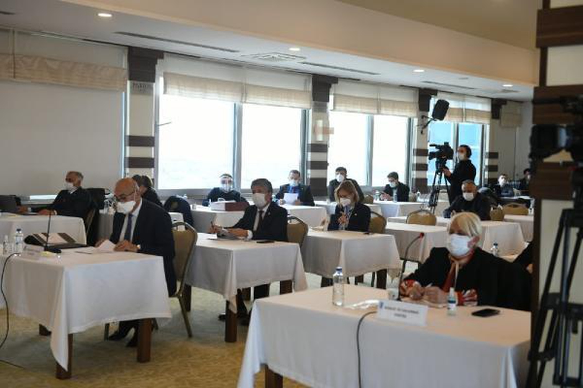 Belediye meclis üyesinin testi pozitif çıktı, toplantı ertelendi
