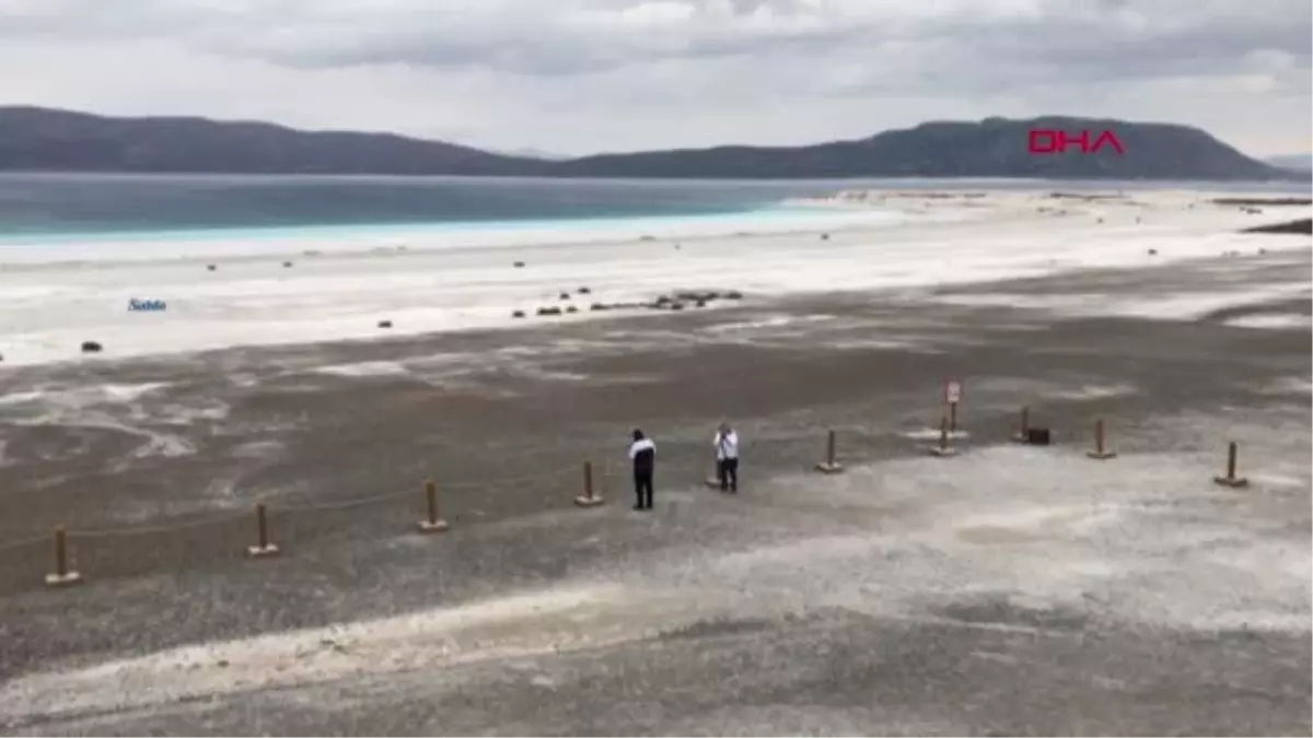 Son dakika haber! BURDUR SALDA GÖLÜ\'NDE DOĞA KENDİNİ YENİLEDİ, ÇAMUR ÇUKURLARI KAPANMAYA BAŞLADI