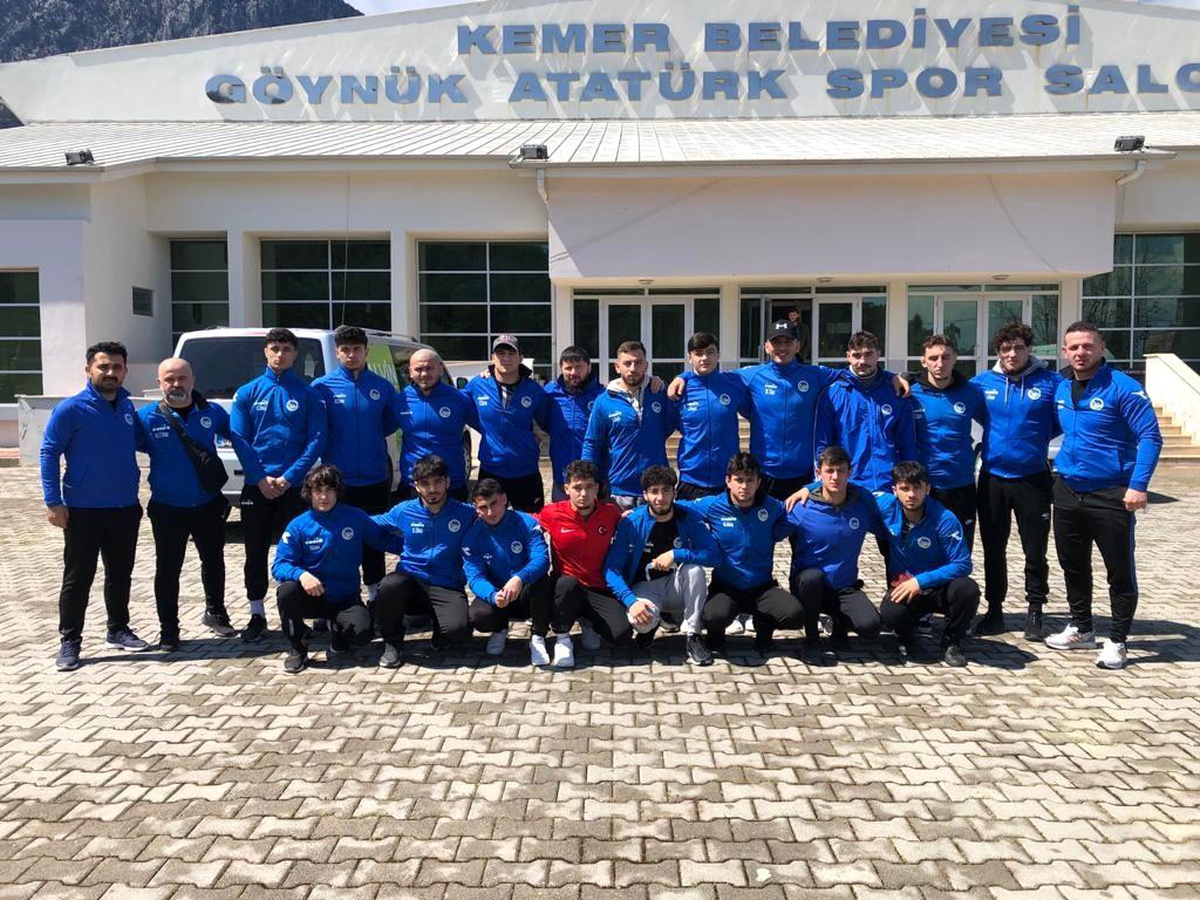 Büyükşehir\'in Türkiye ikincisi sporcuları Milli Takımda