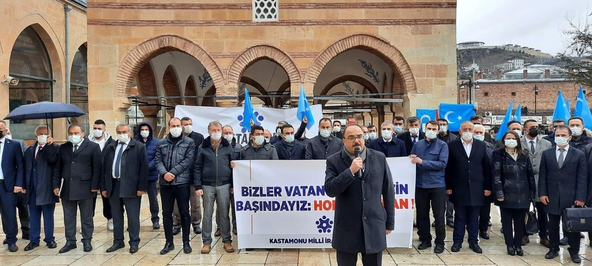 Emekli amirallerin bildirisine Kastamonu\'nda tepki