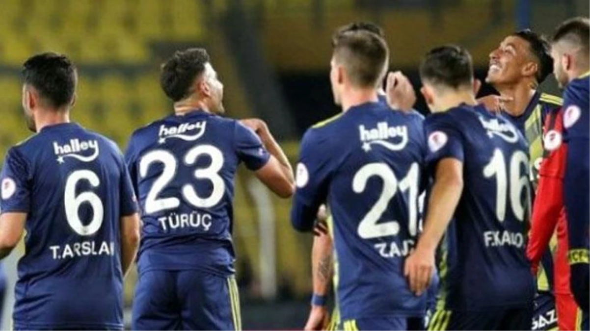 Fenerbahçe taraftarının kadroda görmek istemediği kiralık oyuncular geri dönüyor