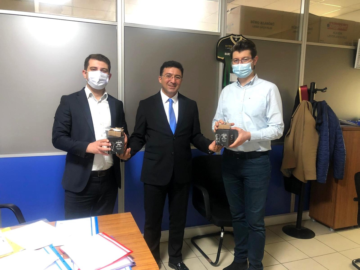 Gürsu Belediyesi\'nden avukatlara 40 yıllık hatır hediyesi