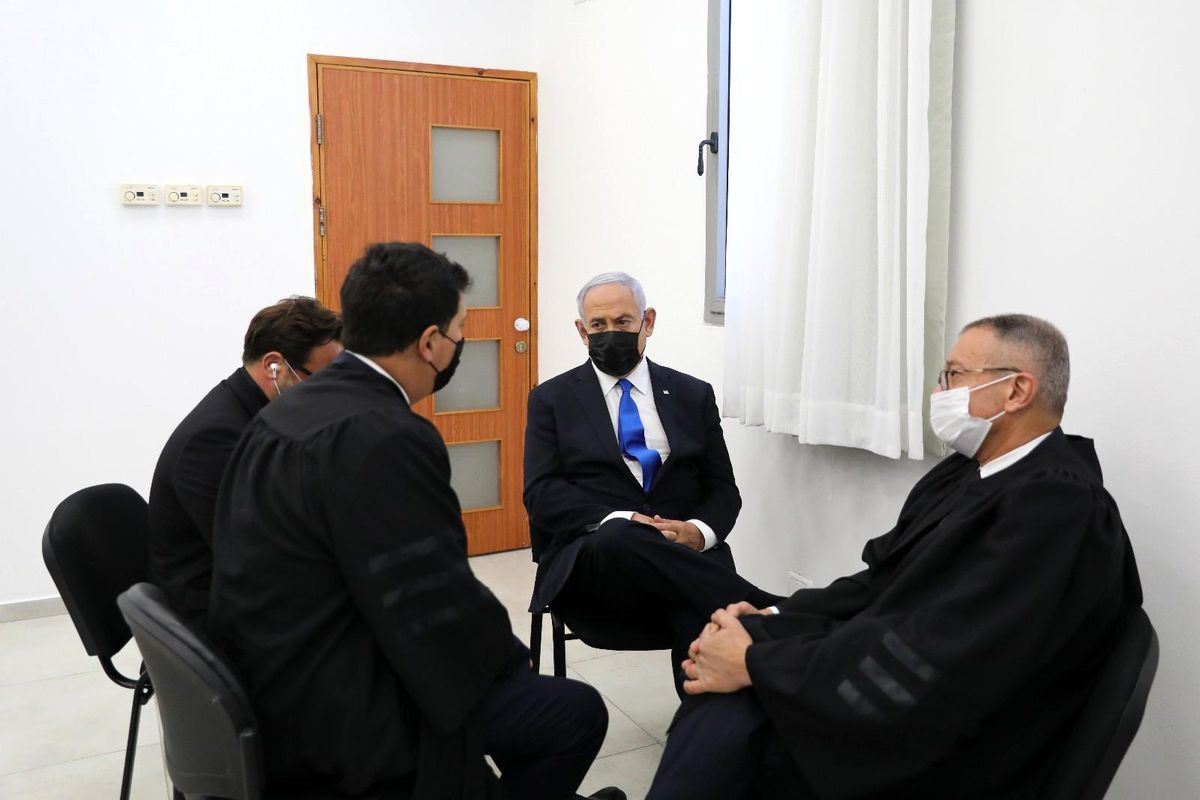 İsrail Başbakanı Netanyahu hakim karşısına çıktı