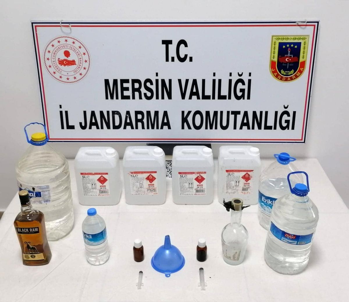 Jandarmadan kaçak içki operasyonu