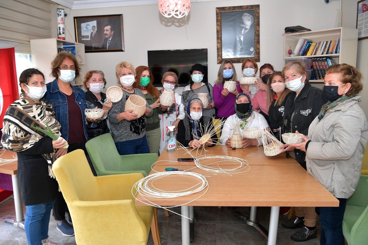 Son dakika haber... Kadın Sohbet ve Dayanışma Evleri kazandırıyor
