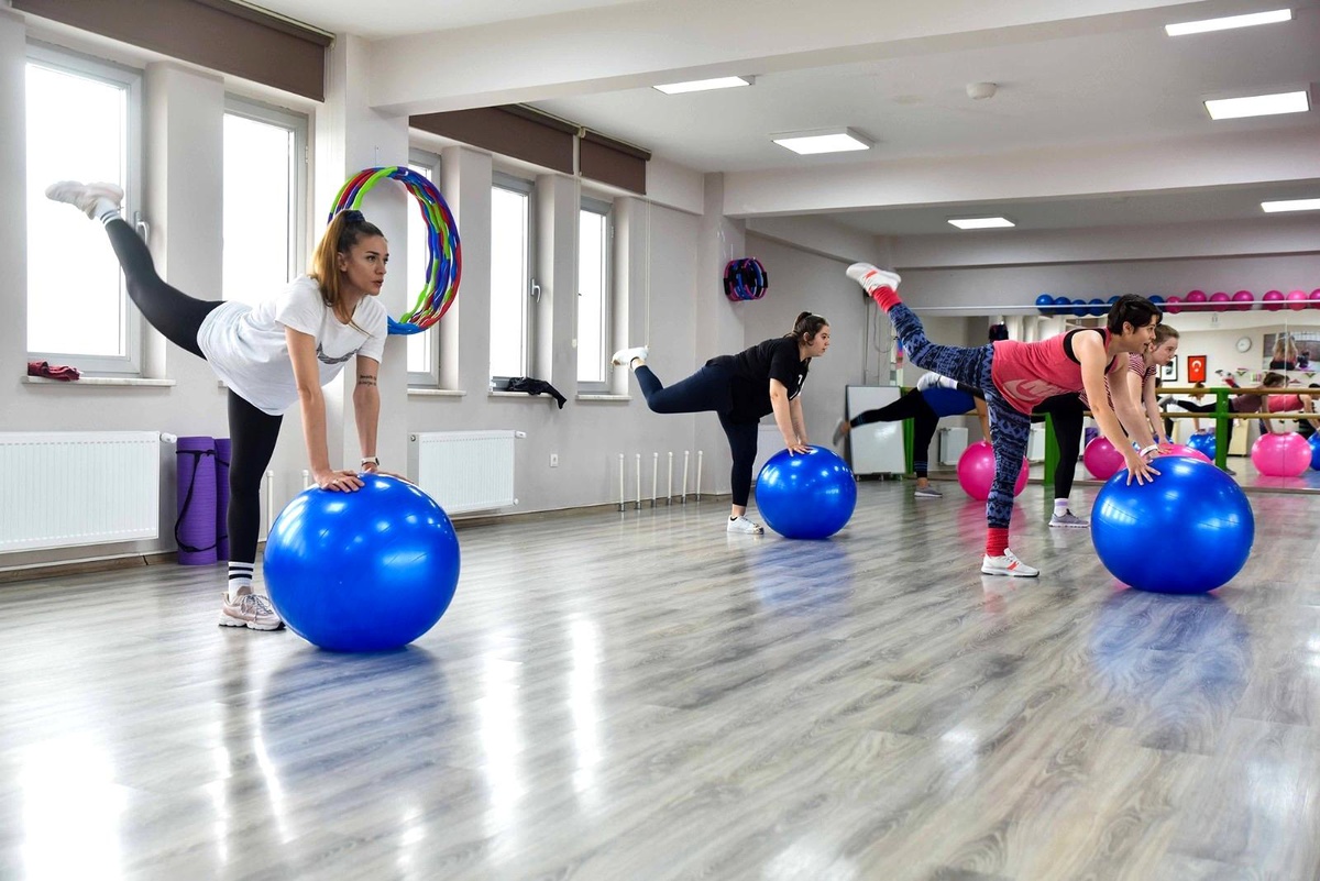 Kadınlar spor yaparak sağlık kazanıyor