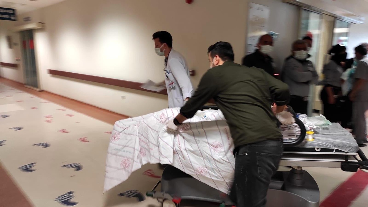 Siirt\'te balık avlamak isterken elinde dinamit patlayan şahıs yaralandı