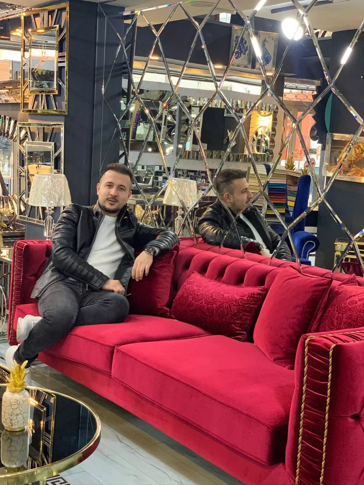 Ayna Merkezi CEO\'su Fatih Arslan "Aynalar Dekorasyon İçin Vazgeçilmez Unsurlardır"