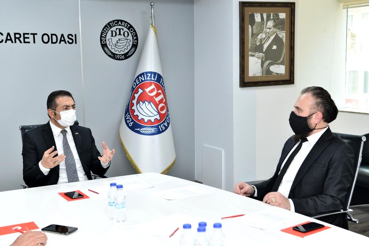 Başkan Erdoğan: "Emlakçı üyelerimizin yanındayız"