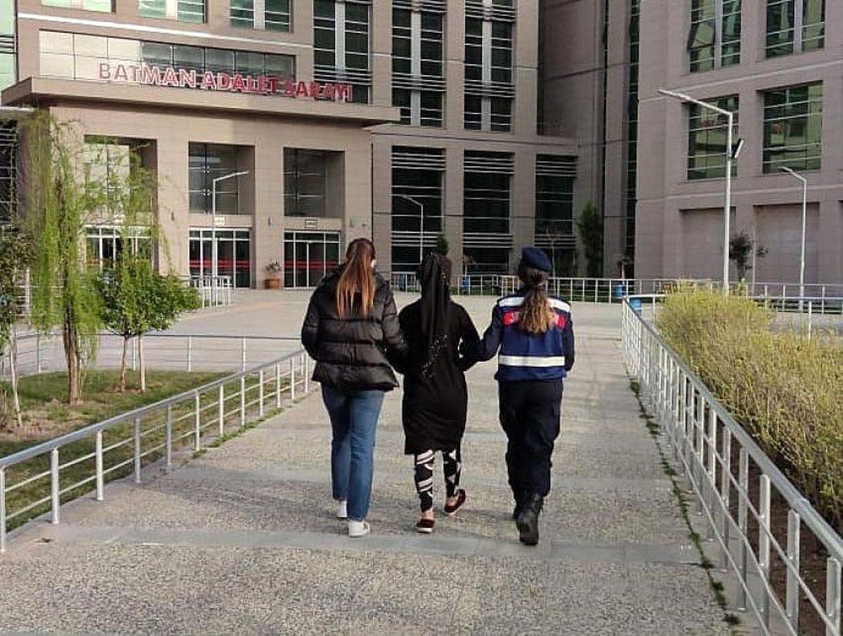Son dakika: Batman\'da 12 yıl 3 ay hapis cezası bulunan cezaevi firarisi yakalandı
