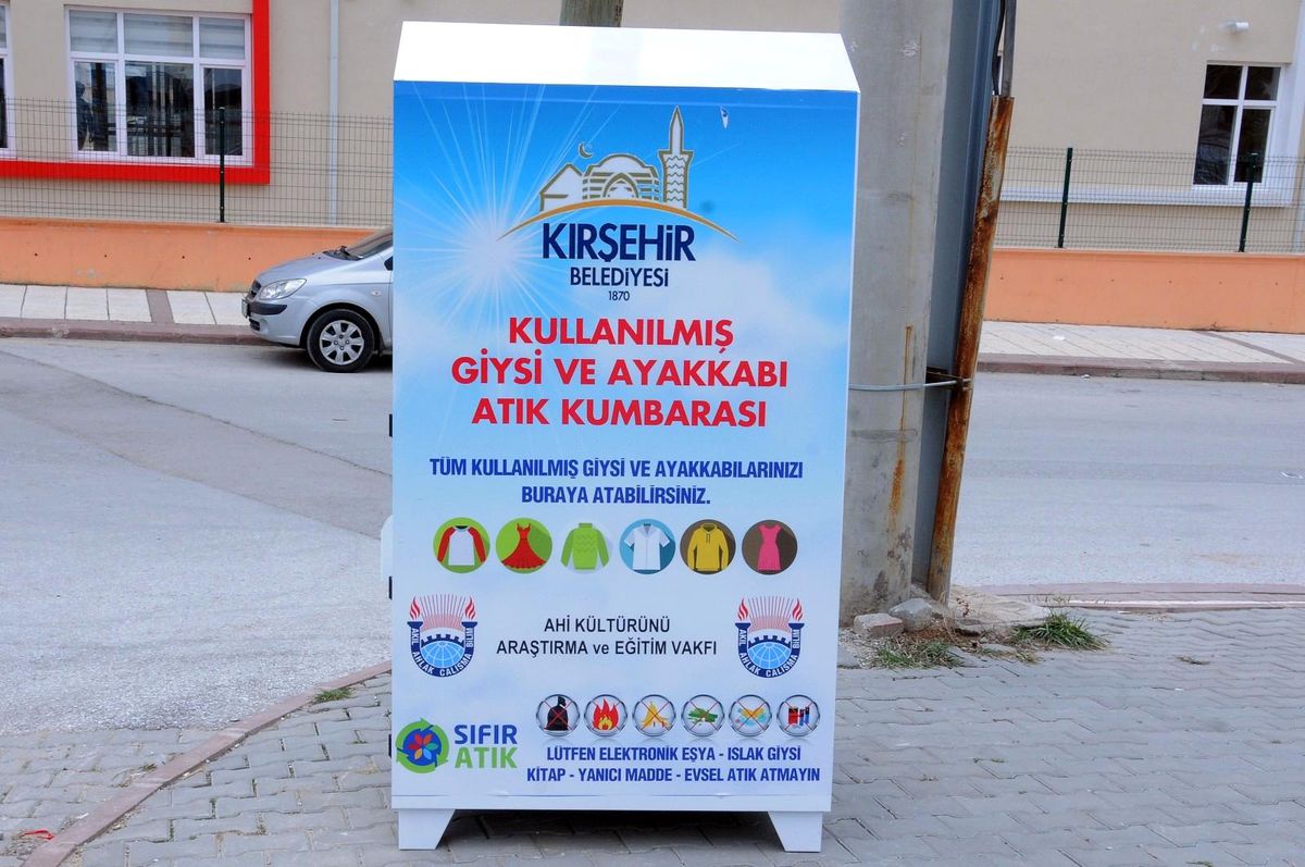 Belediyeden kıyafet ve ayakkabıda geri dönüşüm uygulaması