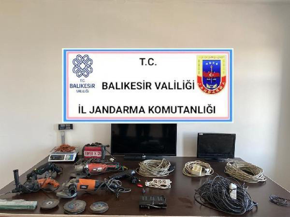 Gönen\'de hırsızlık şüphelilerine suçüstü