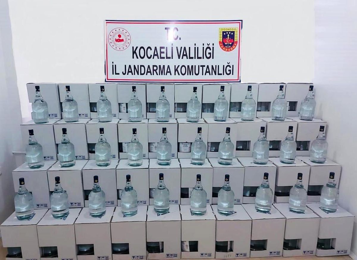 Jandarma operasyonunda 2 bin 500 litre etil alkol ele geçirildi