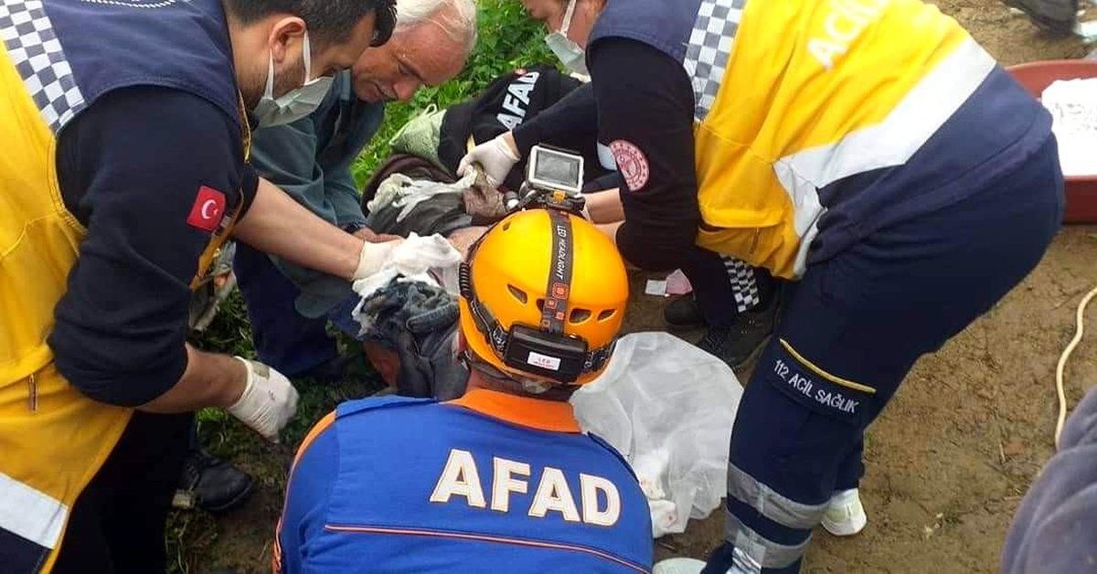 Kontrolden çıkan pat patın altında kalan sürücü yaralandı