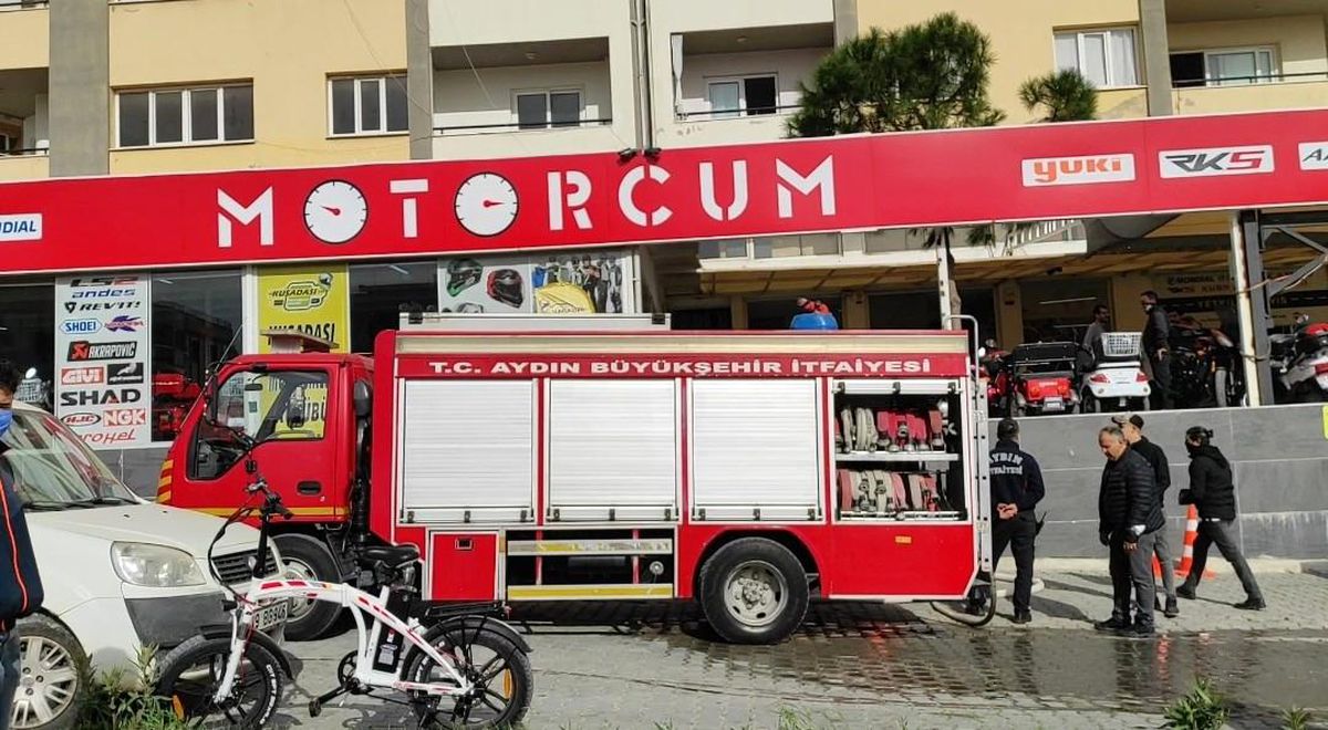 Son dakika haberleri! Kuşadası\'ndaki ev yangını korkuttu