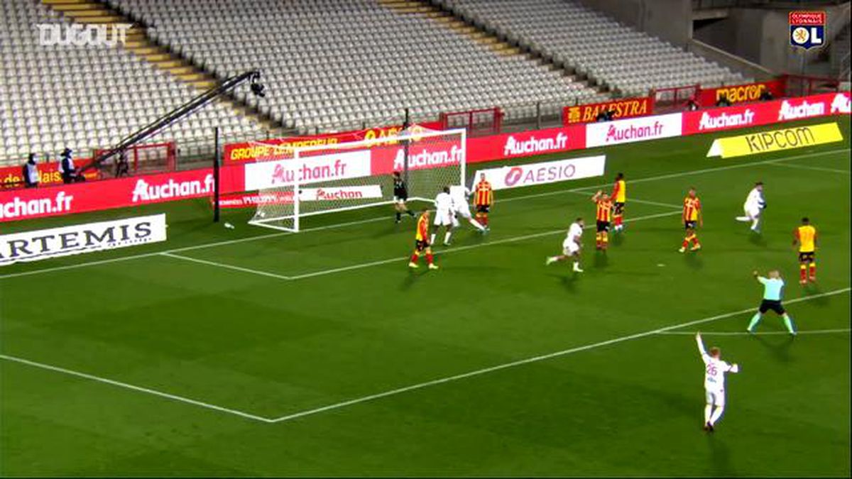 Lucas Paqueta\'nın Lens\'e Attığı Gol