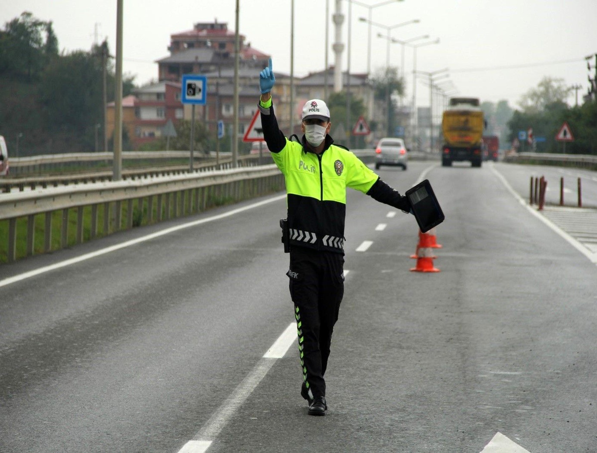 Ordu en çok trafik cezası kırmızı ve hız sınırı ihlallerine kesiliyor