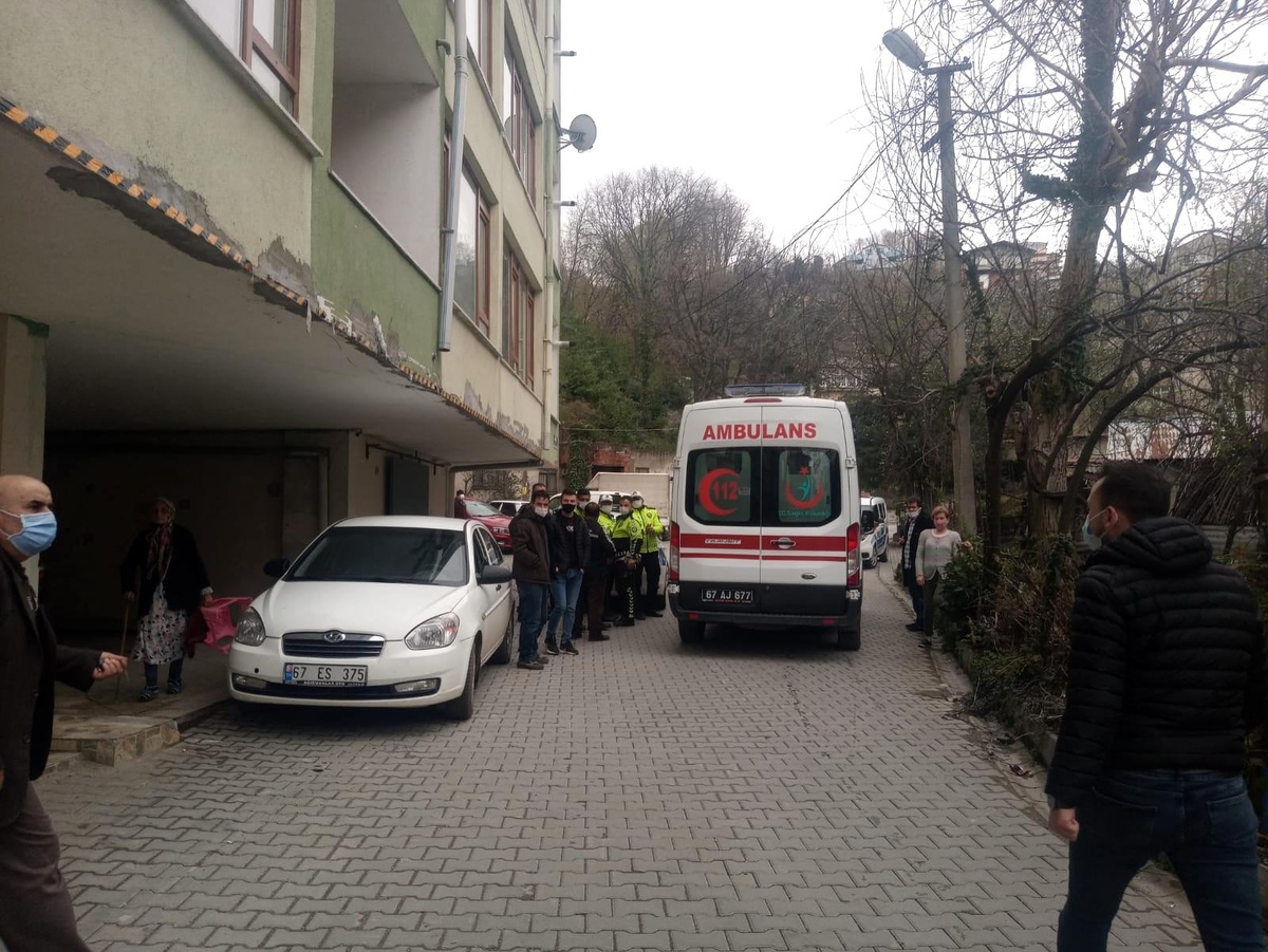 Otomobil yayaya çarptı: 1 yaralı