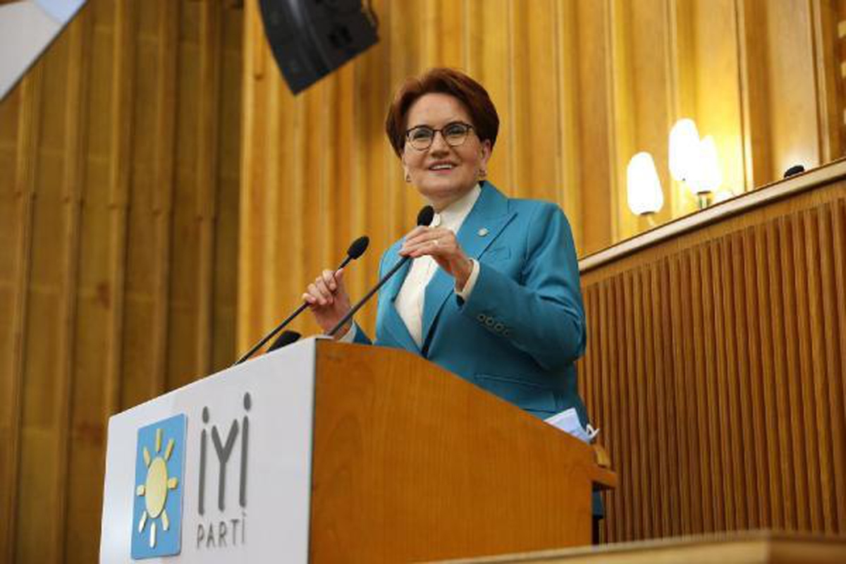 Akşener: Vesayete her zaman karşı durduk
