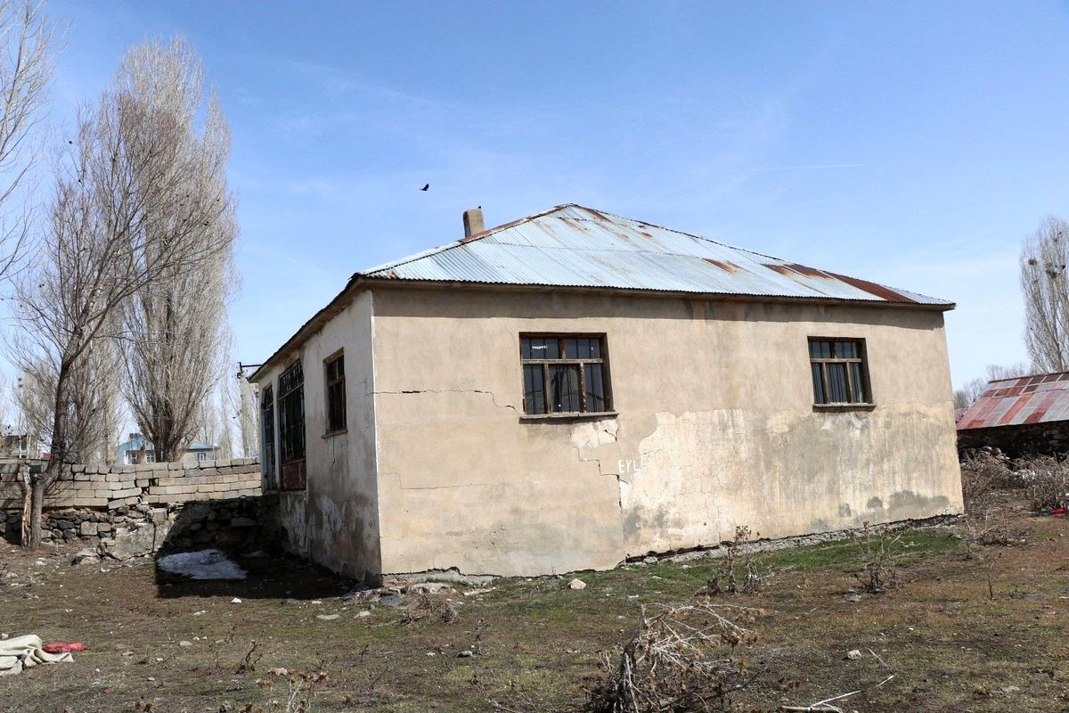 Çaldıran\'da vahşet