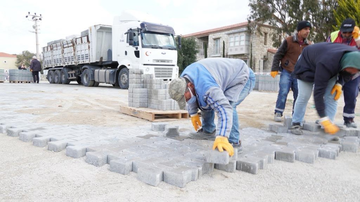 Çeşme\'nin altyapısı yenileniyor