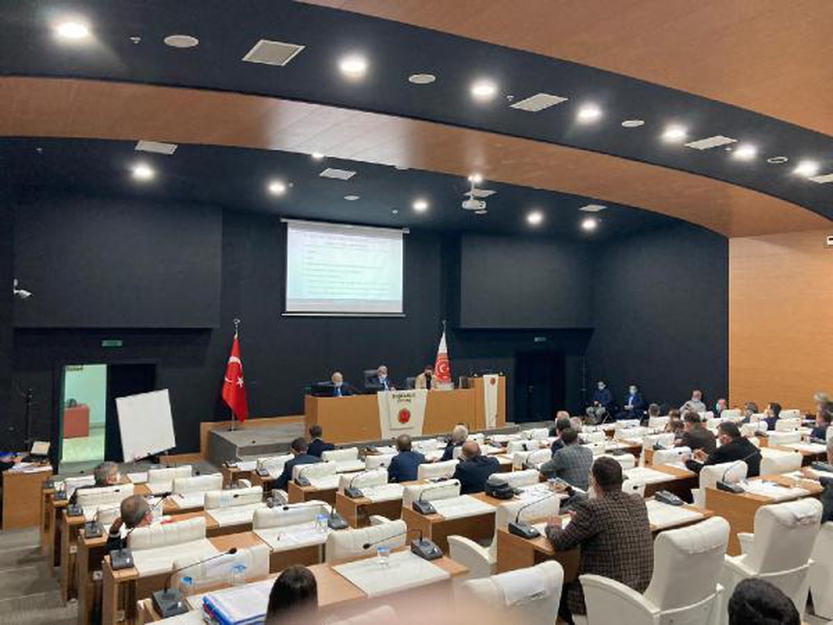 CHP\'den istifa edip bağımsız aday oldu, Çanakkale İl Genel Meclis Başkanı seçildi