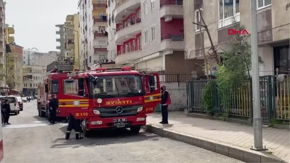 Son dakika haberleri: DİYARBAKIR MADDE BAĞIMLISI GENÇ, ODASINI ATEŞE VERDİ