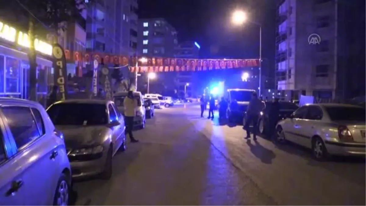 KAHRAMANMARAŞ - Zeytin Dalı Harekat bölgesinde şehit olan Uzman Çavuş Ahmet Akdal\'ın ailesine acı haber verildi