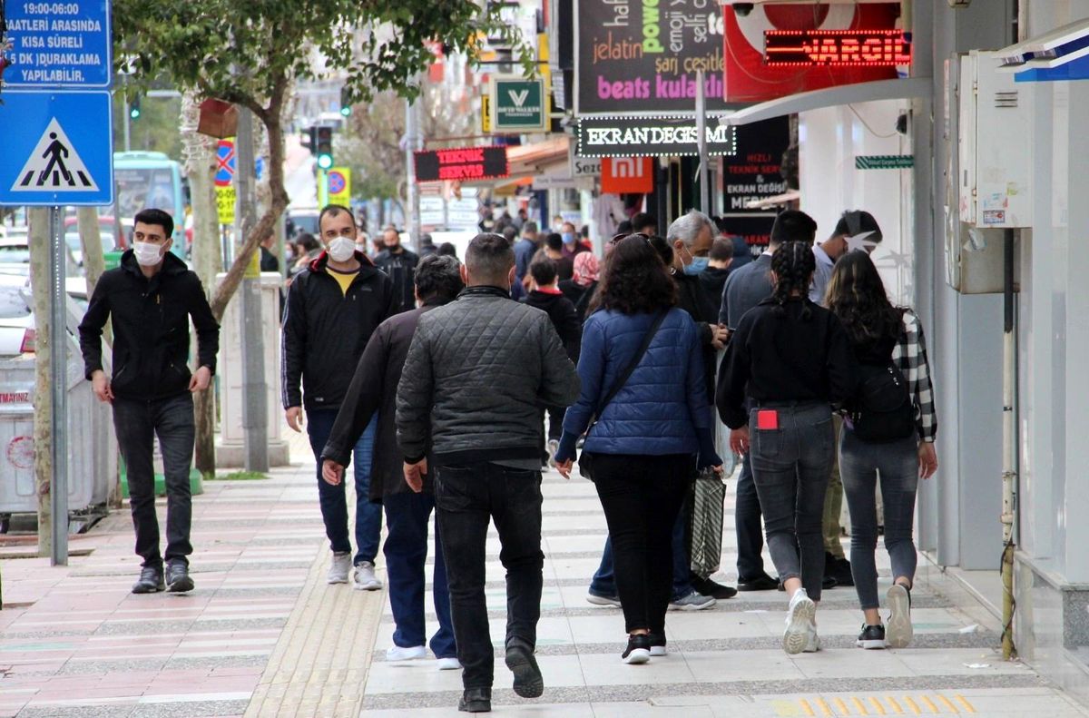 Manisalılar İzmir\'e, İzmirliler Manisa\'ya